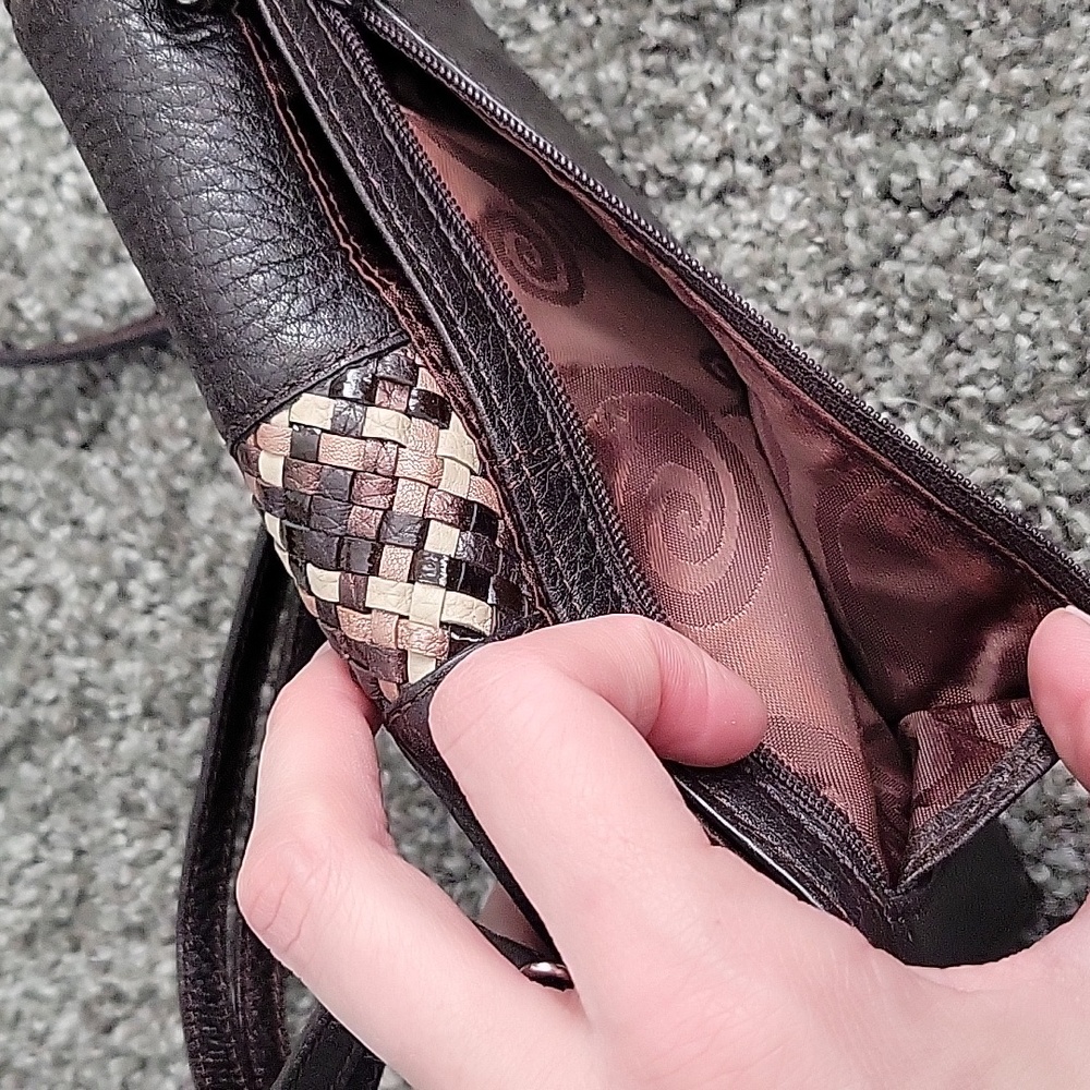 Brighton wallet with crossbody strap - Picture 6 of 10